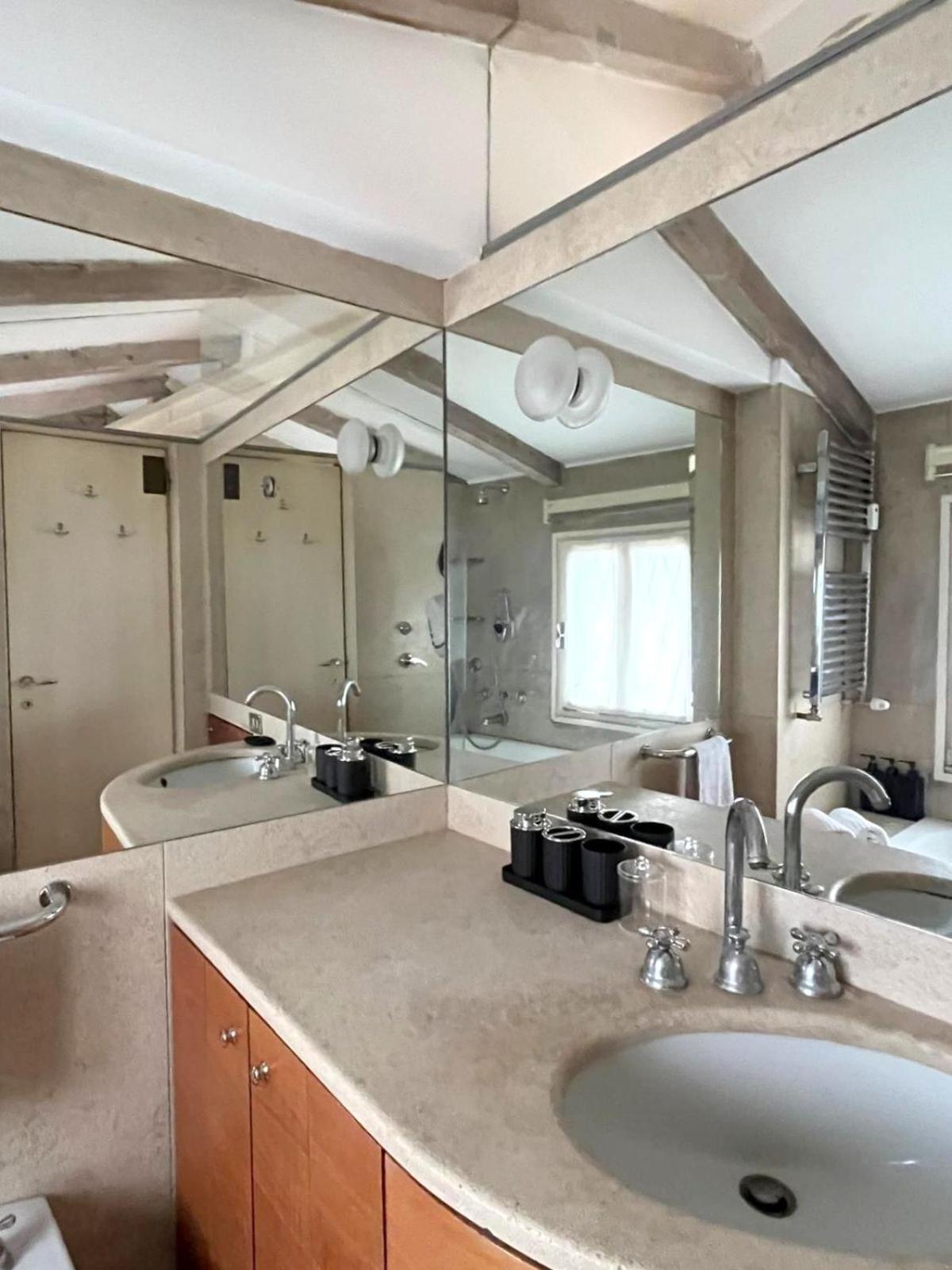 Accomodo Mil68 Loft Centro Storico Milaan Buitenkant foto